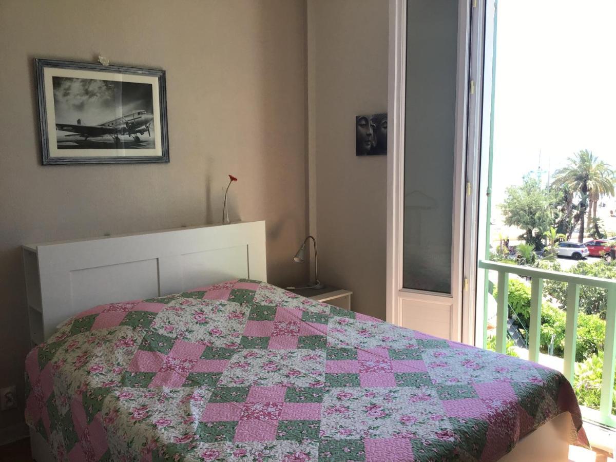 L'ilot Fleuri 2* Le Lavandou