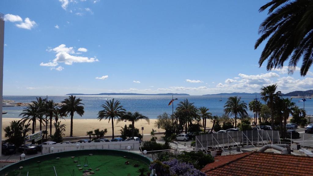 Hotel L'ilot Fleuri Le Lavandou